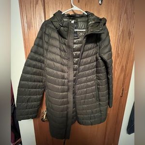 Gap puffer jacket